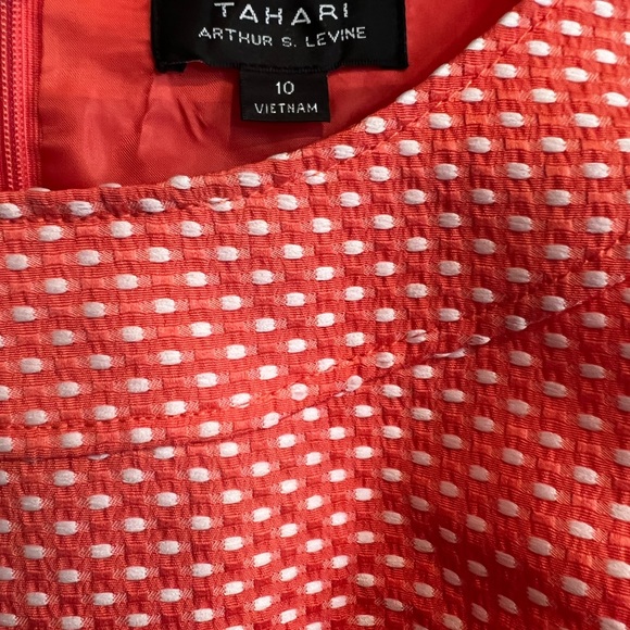 Tahari‎ Arthur S. Levine dress - Picture 3 of 3